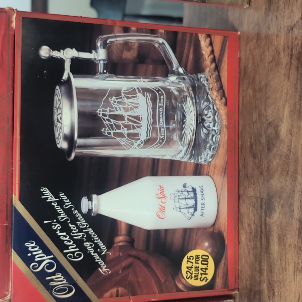 Vintage Old Spice Gift Box with Grand Turk Ship Stein